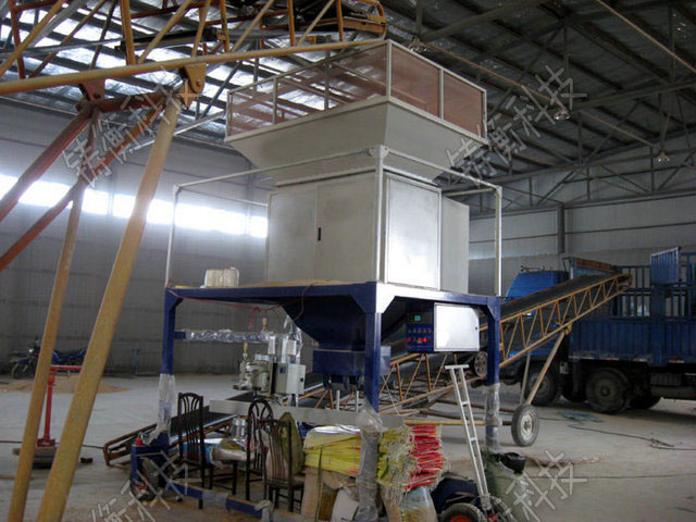 粉末噸袋包裝機(jī)